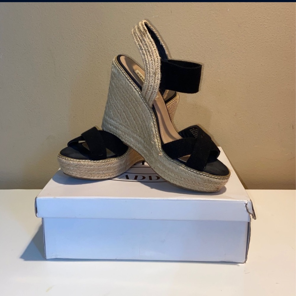 Steve Madden Wedges